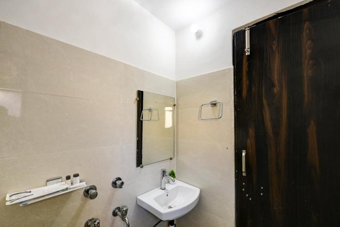 hotel krishna tower