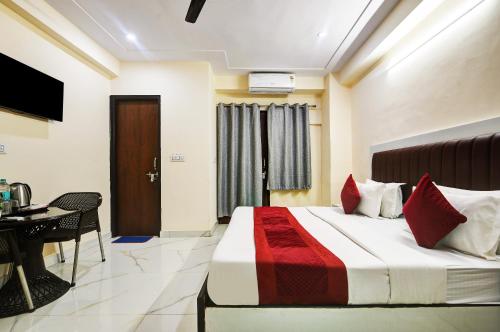hotel krishna tower
