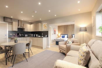 The Ironworks Aparthotel,,2 star