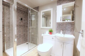 the ironworks aparthotel