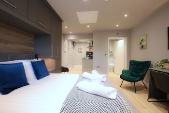 the ironworks aparthotel