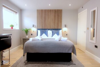 the ironworks aparthotel