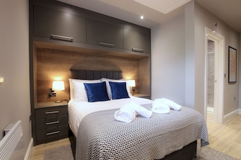 the ironworks aparthotel