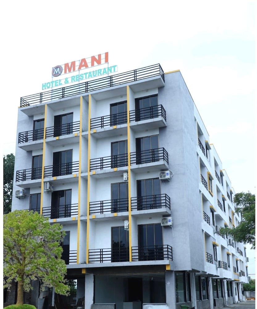 mani hotel and restaurant
