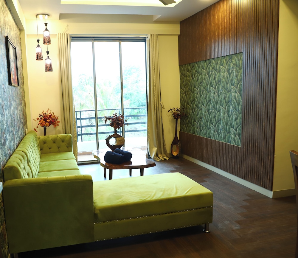 mani hotel and restaurant