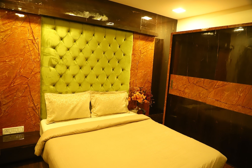 mani hotel and restaurant