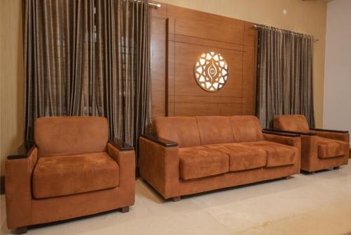 Shoolin Palace,,3 star