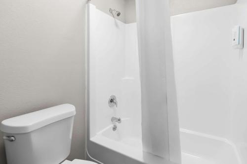 quality inn nashville opryland area