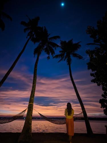 Santa Maria Hostel Munroe Island,,3 star