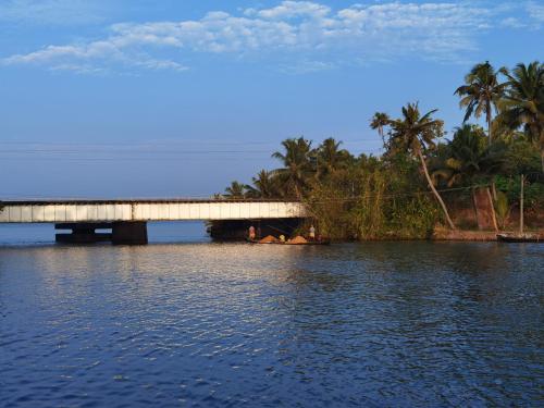 santa maria hostel munroe island