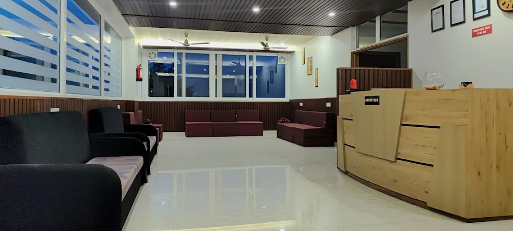r narayan pleasant inn hotel guptkashi
