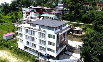 r narayan pleasant inn hotel guptkashi