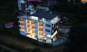 r narayan pleasant inn hotel guptkashi