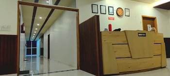 r narayan pleasant inn hotel guptkashi