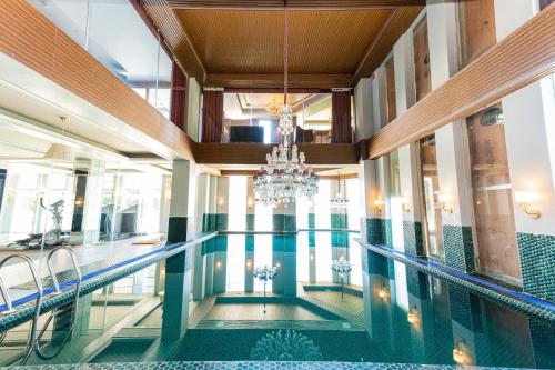 the manor wellness and sport hotel
