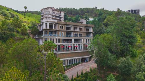 the manor wellness and sport hotel