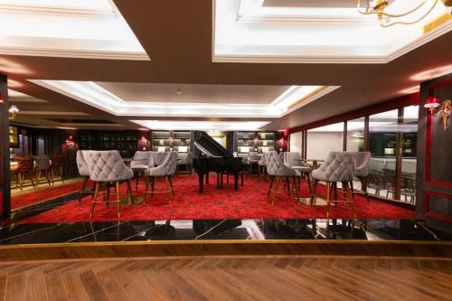 the manor wellness and sport hotel