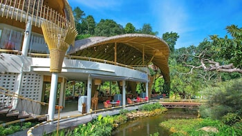 T-Story Maekampong,,4 star