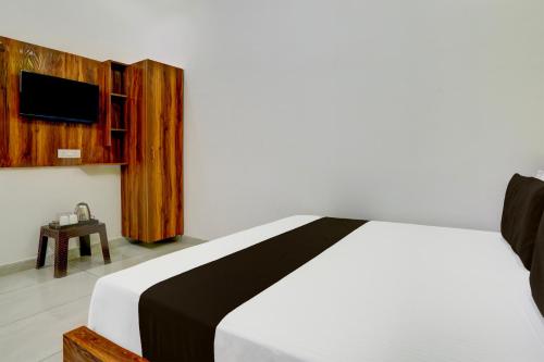 Hotel O Adinath Guest House,,4 star