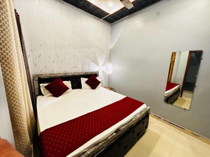 hotel o suryavanshi palace