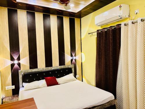 hotel o suryavanshi palace