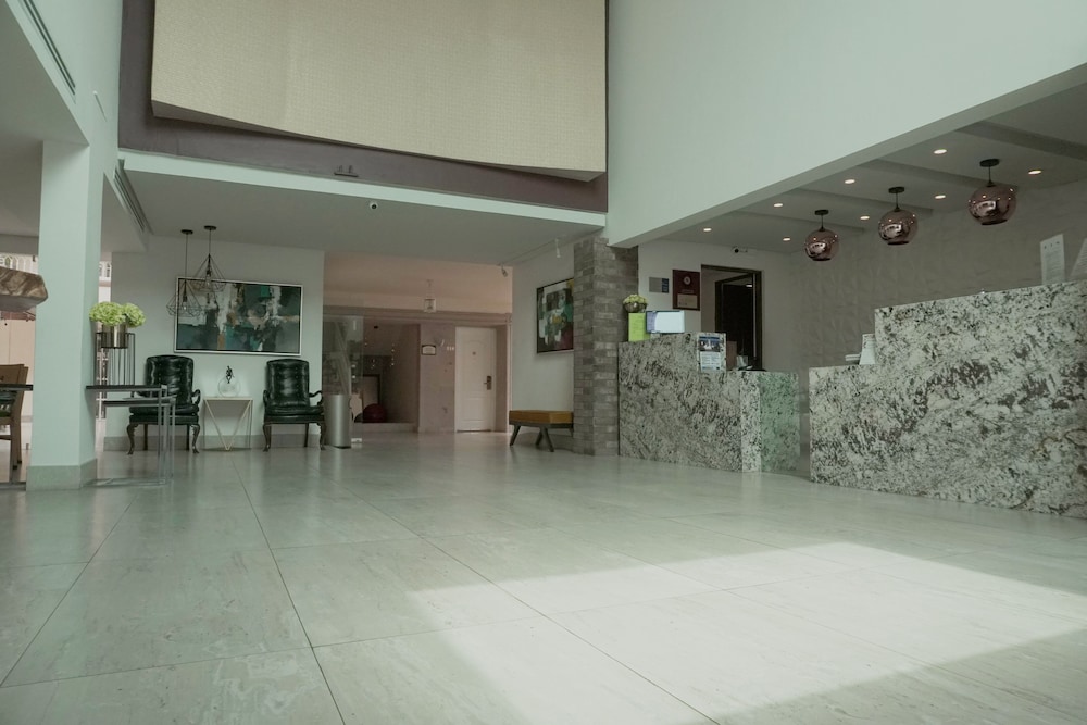 best western plus monterrey colon