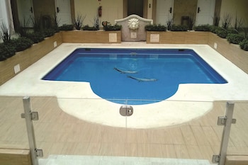 best western plus monterrey colon