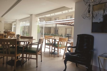 best western plus monterrey colon