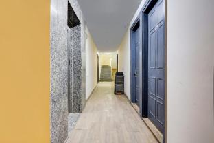 super hotel o near uttam nagar east metro