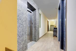 super hotel o near uttam nagar east metro