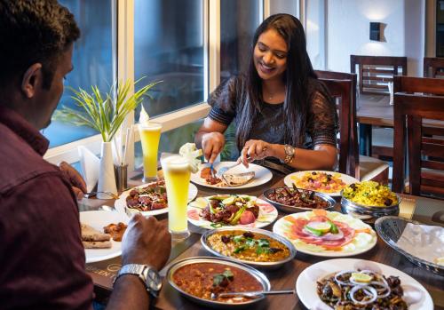 Green Tea Hotels,,3 star