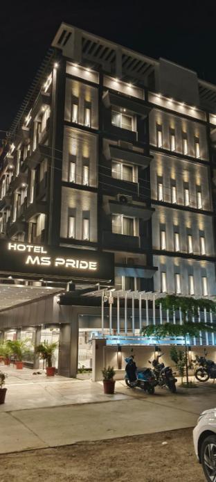 hotel ms pride prime located