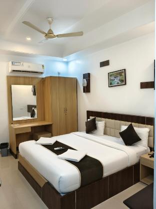 hotel ms pride prime located