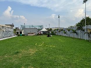 the carnation hotel and resort