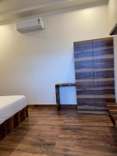 the carnation hotel and resort