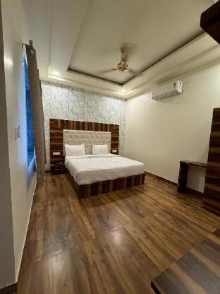 the carnation hotel and resort