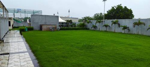 the carnation hotel and resort