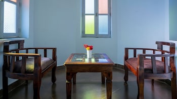 doongar fort 7 km from ambaji