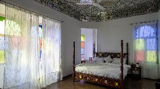 doongar fort 7 km from ambaji