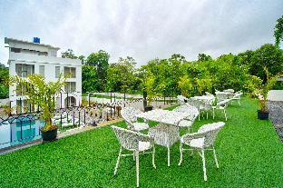 The Goa Courtyard,,3 star