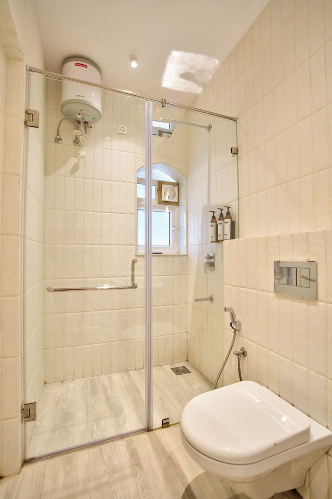 asgard apartments and hotels