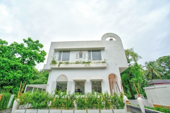 asgard apartments and hotels