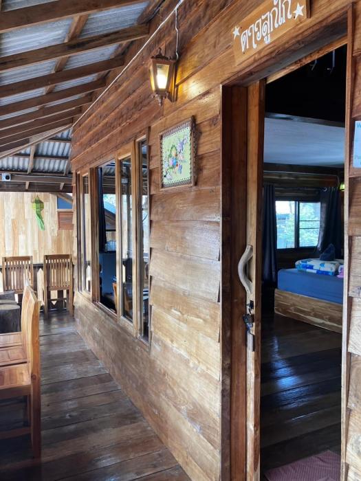 baan ing dao maekampong chiang mai