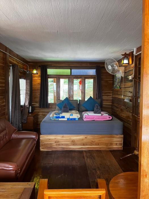 baan ing dao maekampong chiang mai