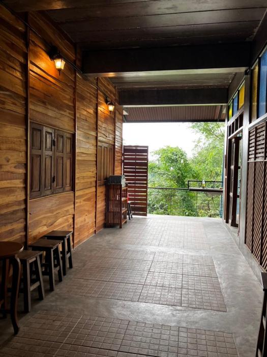 baan ing dao maekampong chiang mai