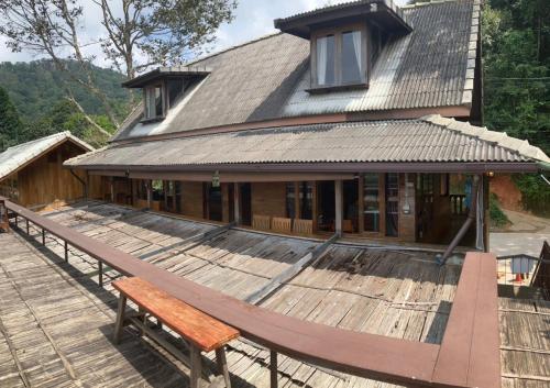 baan ing dao maekampong chiang mai