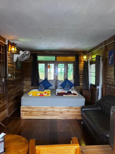 baan ing dao maekampong chiang mai