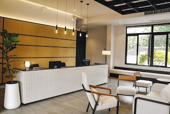 Hotel Whitt Hua Hin,,4 star
