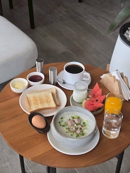 hotel whitt hua hin