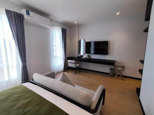 hotel whitt hua hin